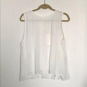Pleated Lace Sleeveless Top